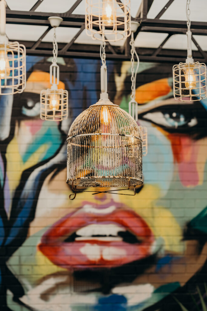 Budgie Beer Garden Light